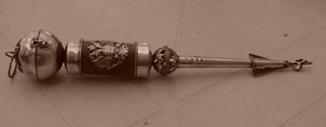 torah pointer
with spice container
finial and double
headed eagle torah pointer
with spice container
finial and double
headed eagle